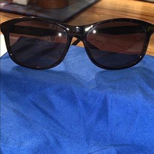 Great condition🕶 Fossil black sunglasses